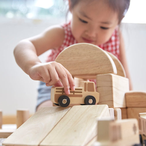 G6726 Mini Wooden Trucks Set of 10 Lifestyle2