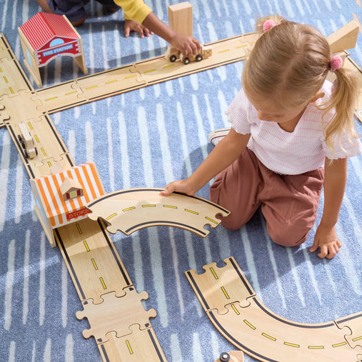 G6715 Double-sided Roadway System 42 pc. Set Lifestyle 25