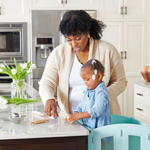G97502 Martha Stewart Kitchen Helper Mint Lifestyle_Detail | Mint