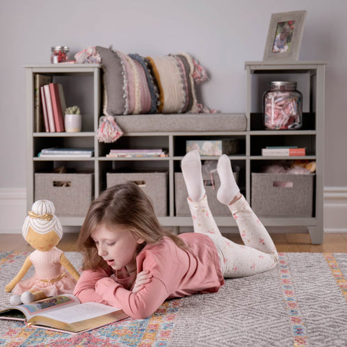 G76900 Reading Nook Gray Lifestyle3 | Gray