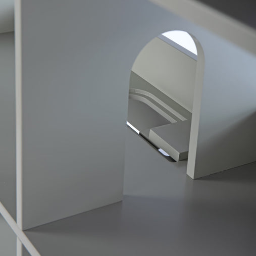 G76907 Martha Stewart Dollhouse White Detail 2 | Gray