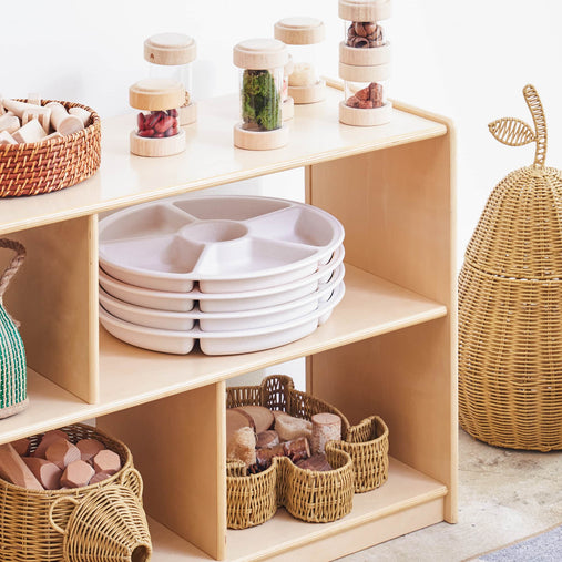 G4700 Loose Parts Sorting  Tray Set of 4 White Environment 1 | White