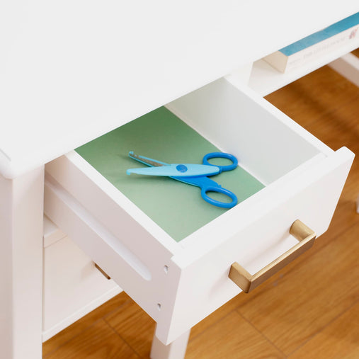 G27650-Taiga desk and hutch white detail-environment update | White