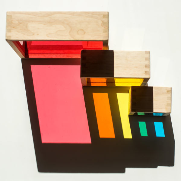 How to Incorporate Light and Shadow Exploration into Playtime – Guidecraft