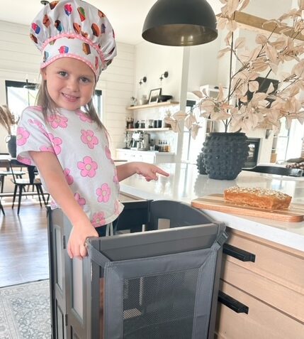 From the Archives: Popular Kids’ Apple Oatmeal Bread Recipe by Martha Stewart