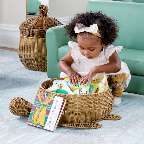 U6234  Sea Turtle Floor Wicker Basket Lifestyle 1
