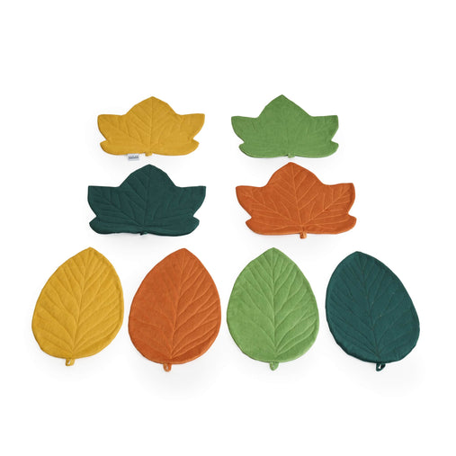 302272 Jumbo Sensory Leaves Silo 4