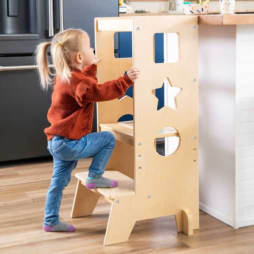 G98310 Jr. Kitchen Helper Step-up Natural Animation 1