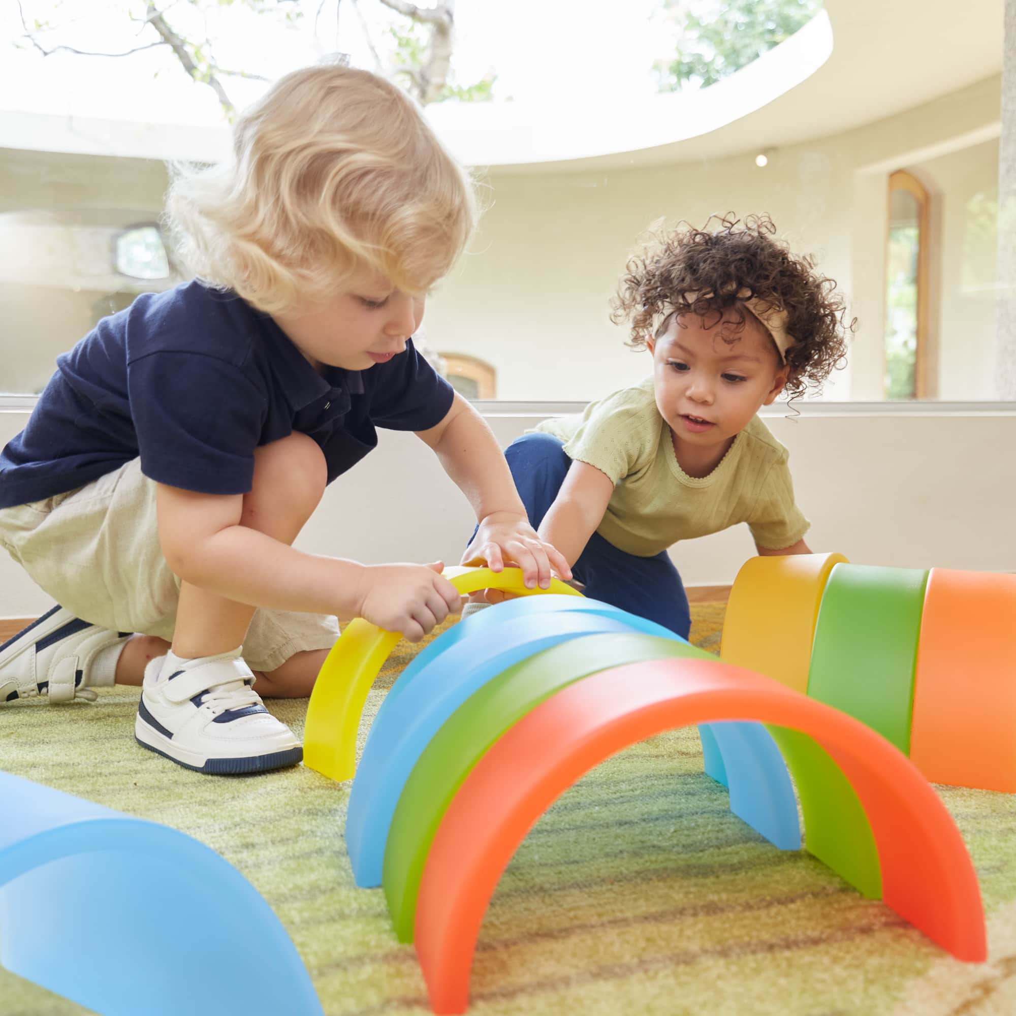 Discovery Rainbow Arches and Tunnels – Guidecraft
