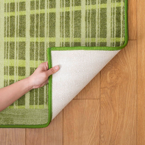 SOP9965 Carpet Runner Green Folded