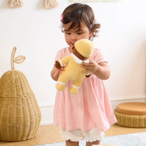 301546 Cuddle Dolls Set of 4 Lifestyle 2