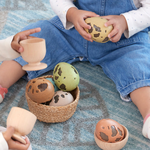 300582 Sensory Egg Shakers Set of 6 Lifestyle 4