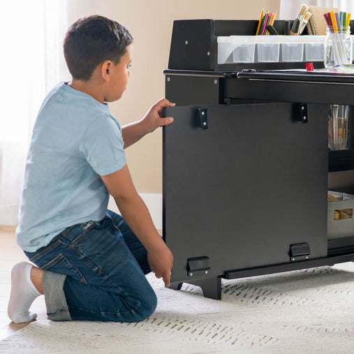 G51098_Design Studio 3in1_Black_Lifestyle 3726