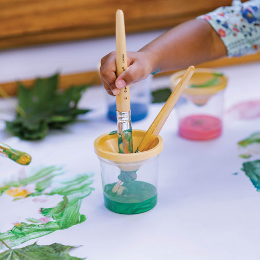 G52011_Acadia Outdoor Art Activity Table_Lifestyle 4974