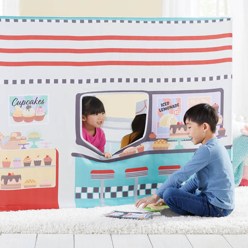 G78100 Martha Stewart Play Tent Diner Lifestyle Detail 1