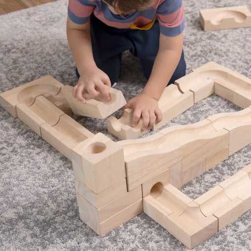 G2060 Unit Block Marble Run Lifestyle 24