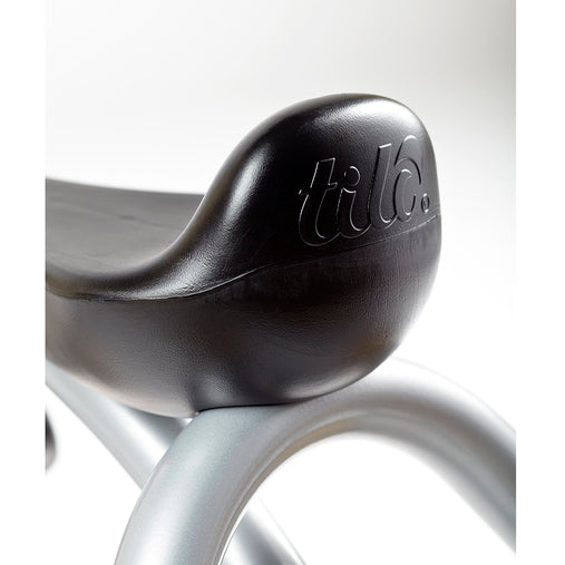 94424 DETAILS-seat logo