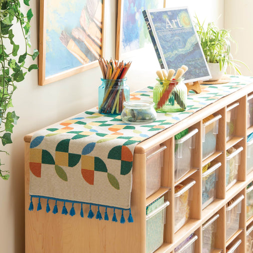 U7234 38021 Abstract Petal Decorative Runner Env 1