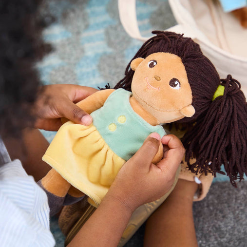 301547 Ethnic Soft Dolls Lifestyle 80