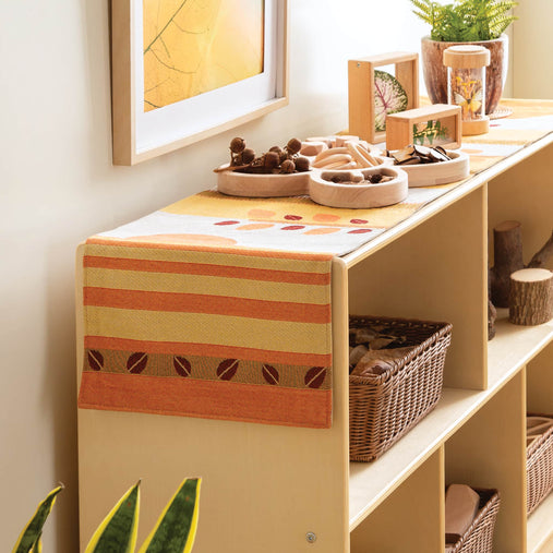 U7239 38026 Fall Decorative Runner Env 1