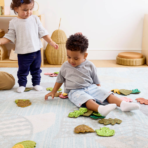 301319 Sensory Leaves Lifestyle 2
