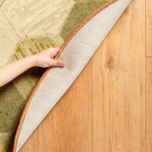 U2444 302425-GR SOP Round Carpet 5ft Green Hex Env Detail 7412