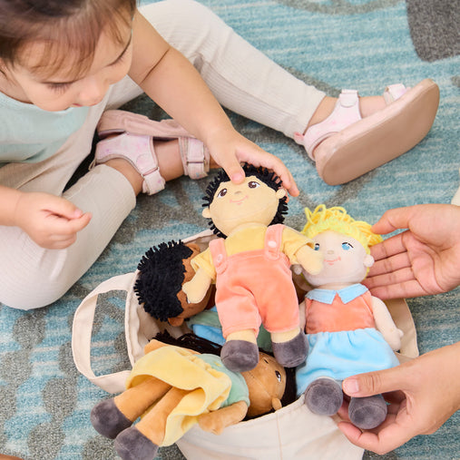 301547 Ethnic Soft Dolls Lifestyle 84