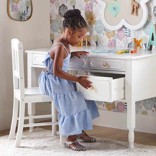 G27680 Avery Desk and Chair Lifestyle 1098 Detail