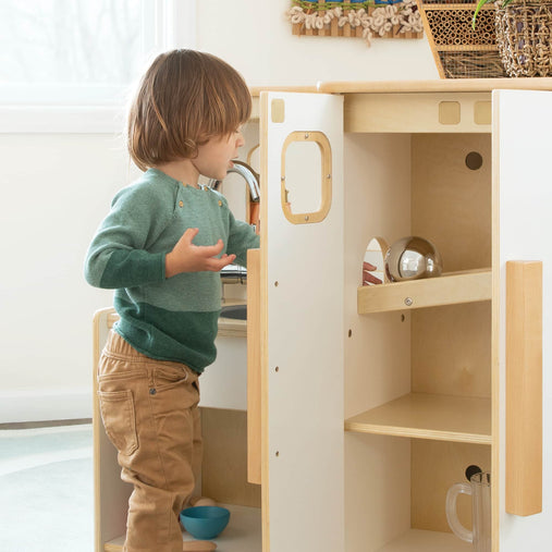 U2507 SOP Wee Ones Sink and Fridge Kitchen Lifestyle 5