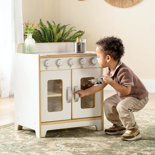 G80438 EdQ Kitchen Range White Lifestyle 4794 | White