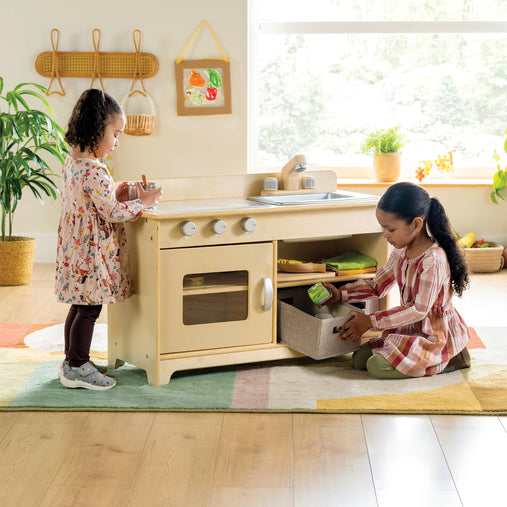 G80431 EdQ Kitchen Stove and Sink and Oven Natural Lifestyle 3499 | Natural