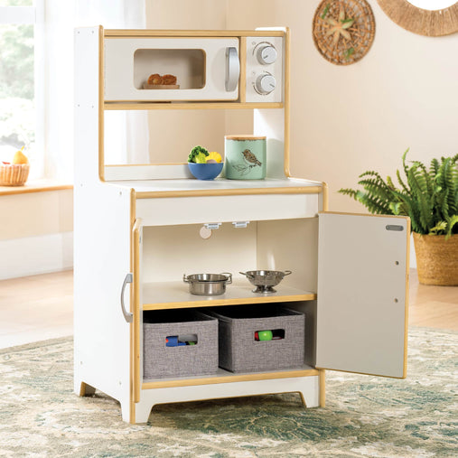 G80434 EdQ Kitchen Microwave and Cupboard White Env 5061 | White