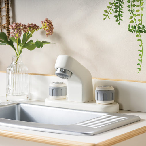 G80430 EdQ Kitchen Stove and Sink and Oven White Env 1647 | White