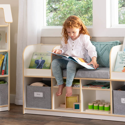 G80230 EdQ Reading Nook White Lifestyle 0612 | White