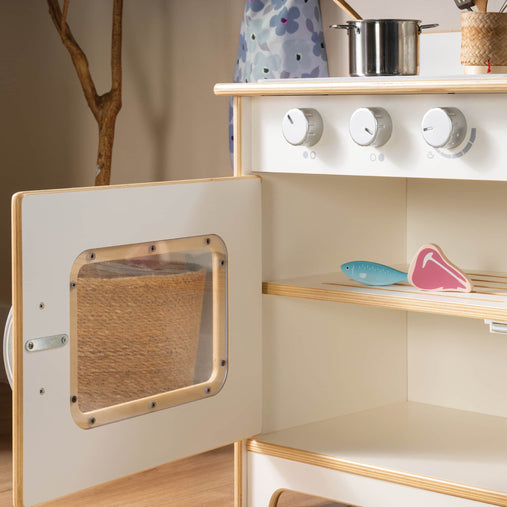 G80430 EdQ Kitchen Stove and Sink and Oven White Env 1634 | White