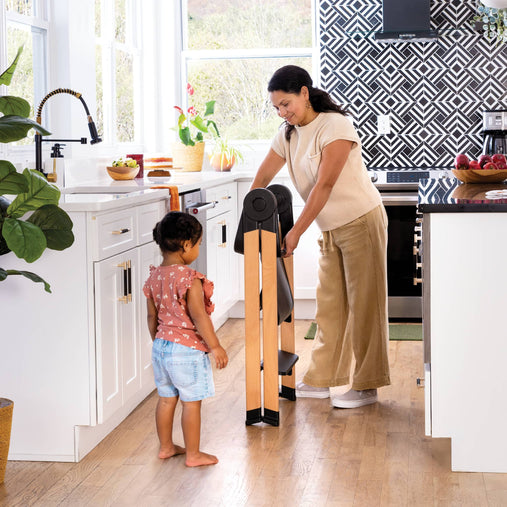 G97361 Kitchen Helper Flex Black Lifestyle 0910 | Black