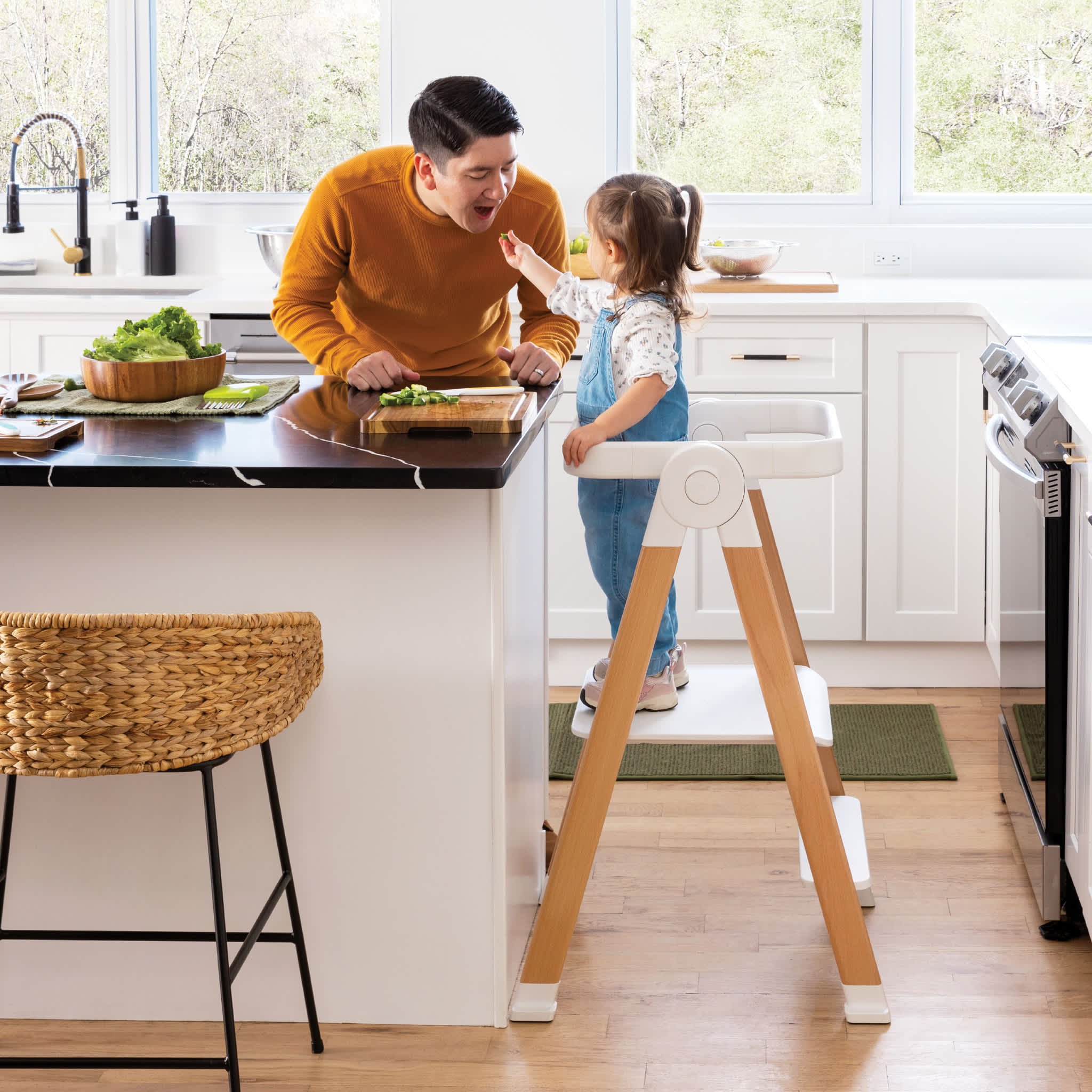 craftman stool！ホワイトオーク新品未使用。。 Kitchen Helper® FLEX – Guidecraft