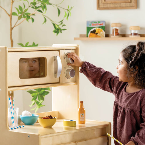 G80435 EdQ Kitchen Microwave and Cupboard Natural Lifestyle 5390 | Natural