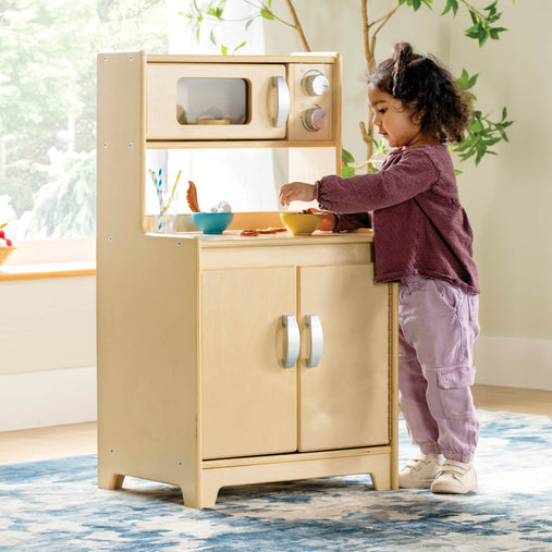 G80435 EdQ Kitchen Microwave and Cupboard Natural Lifestyle 5370 | Natural